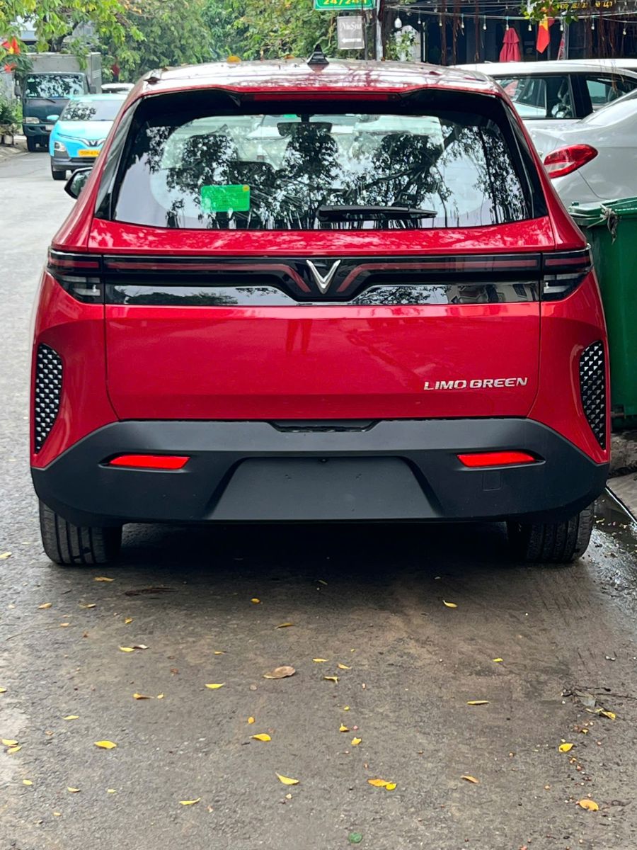 Vinfast Limo Green tại Vinfast Minh Đạo Bình Dương